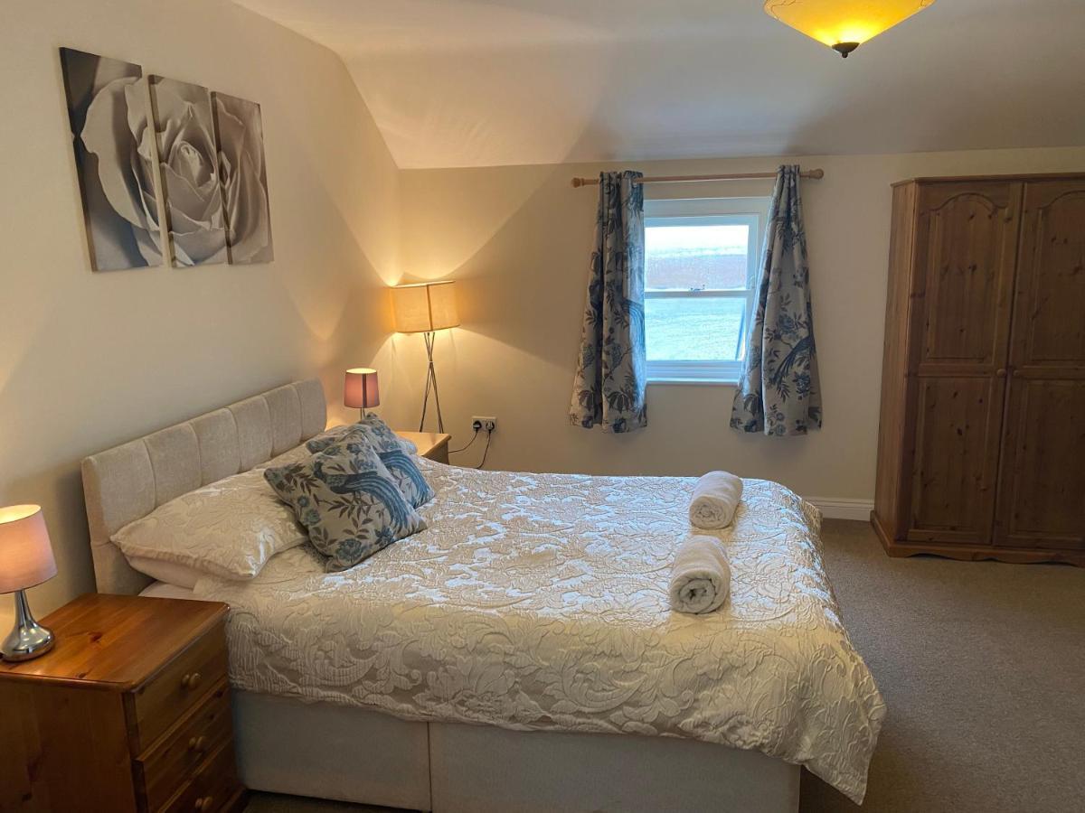 The Duke Of Edinburgh Inn Newgale Esterno foto