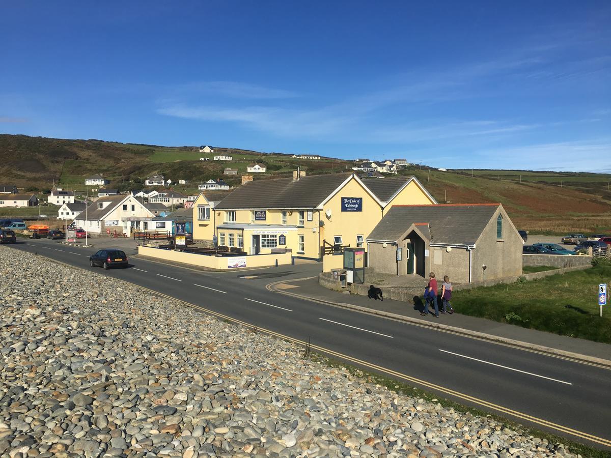 The Duke Of Edinburgh Inn Newgale Esterno foto