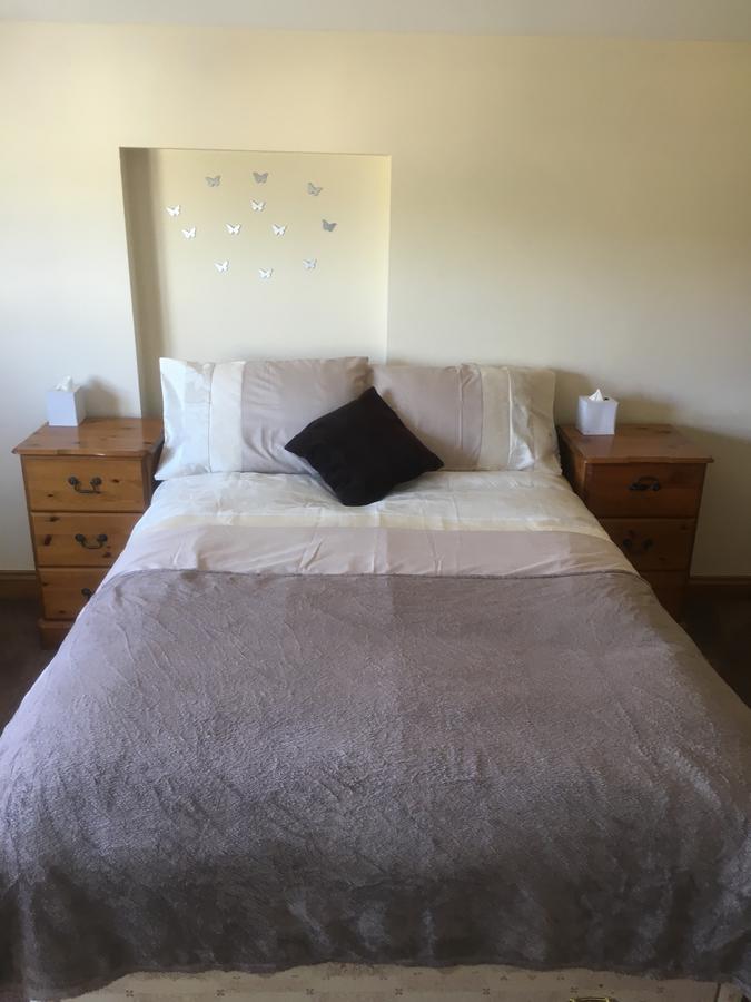 The Duke Of Edinburgh Inn Newgale Esterno foto